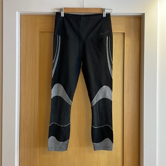 Nike Pants - Nike compression leggings